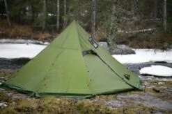 Luxe Outdoor F8e Winter Shelter - Green