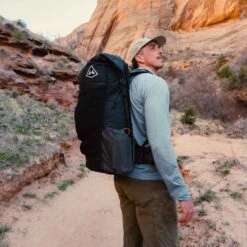 Hyperlite Mountain Gear UNBOUND 55L Backpack Black -Backpacking Light Salg hyperlite mountain gear unbound 55 31907788488749